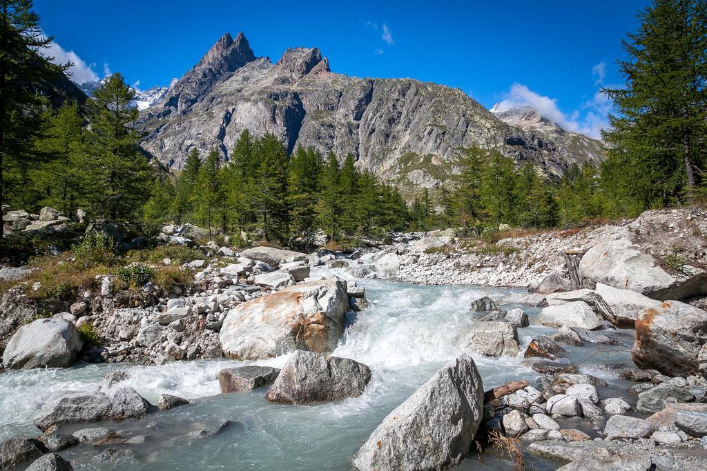 Hotel Lo Scoiattolo Courmayeur Exteriér fotografie